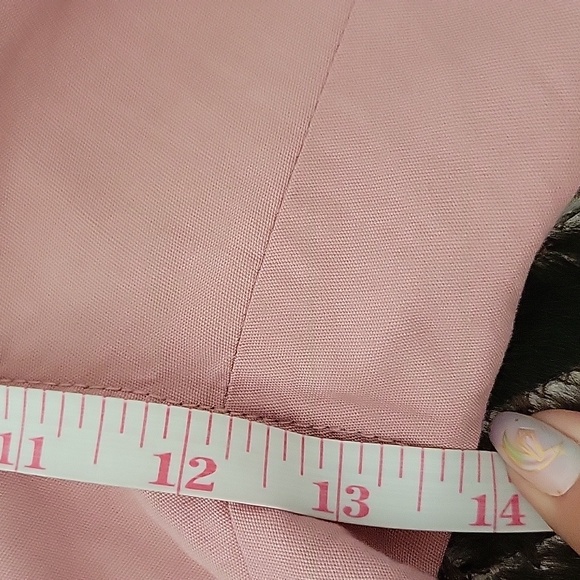 H&M Divided Men's Dusty Rose/pink Shorts,  size 36 - Picture 9 of 9